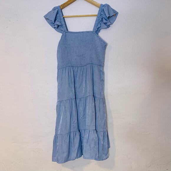 Cupshe Baby Blue Shimmer Tiered Smocked Dress size M - Picture 1 of 5